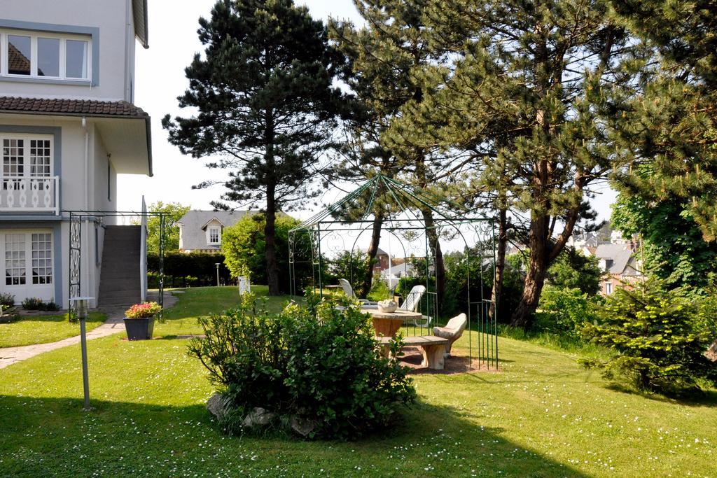 Hostellerie Et Spa De La Vieille Ferme Criel-sur-Mer Exterior photo